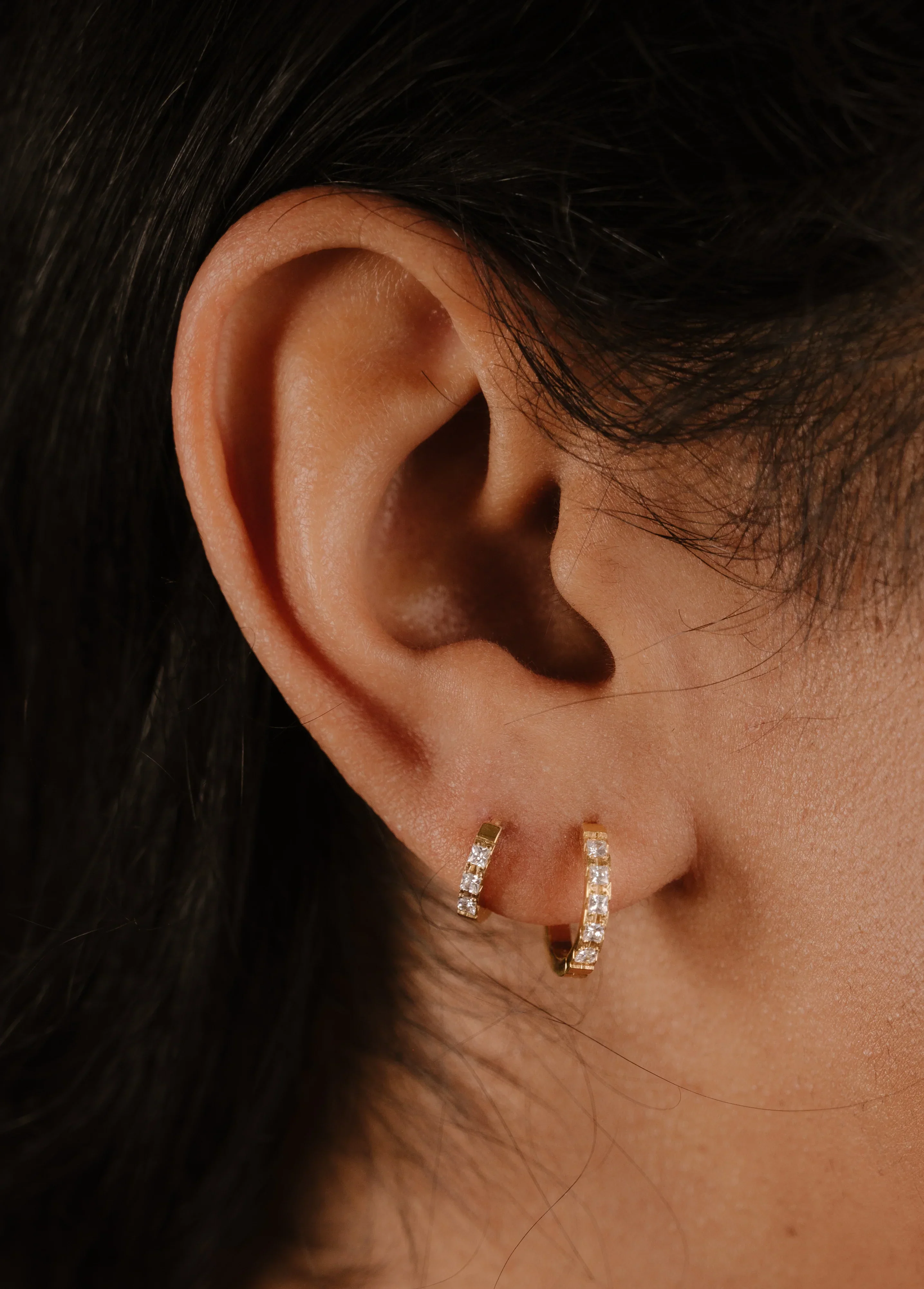 Apricity Titanium Hoops - Image 2
