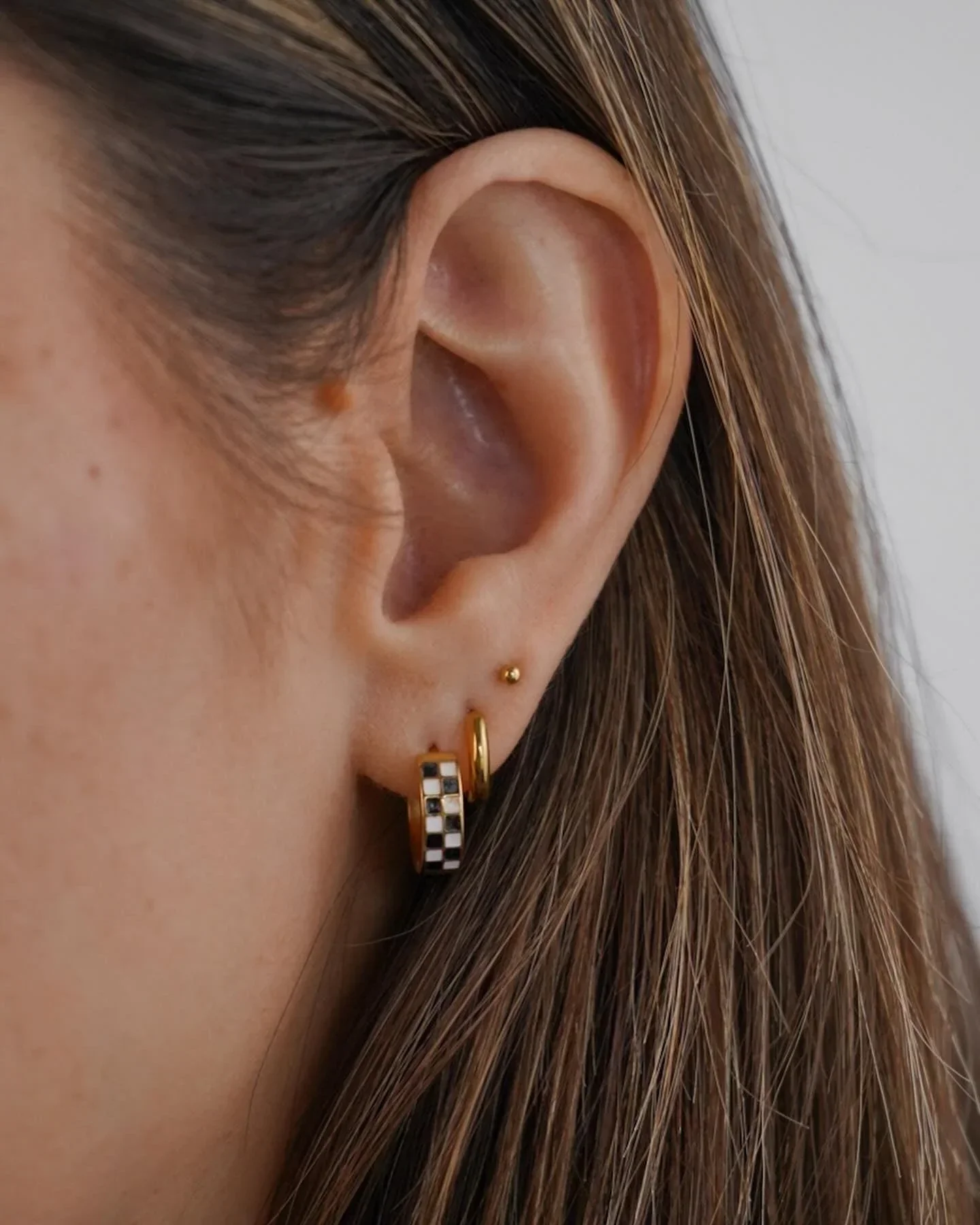 Black & White Checker Titanium Hoops - Image 3