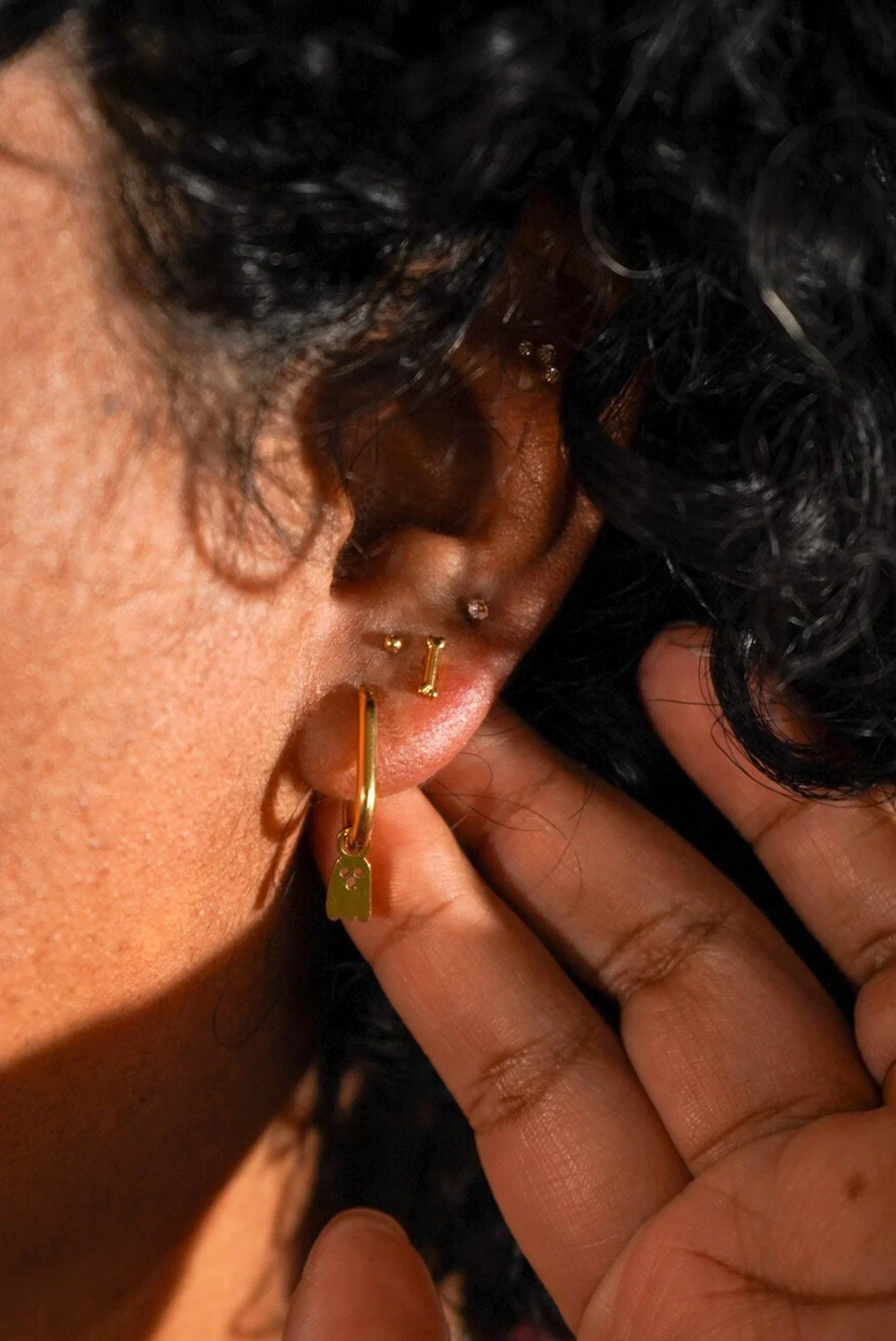 Bone Flat Back Stud - Image 3