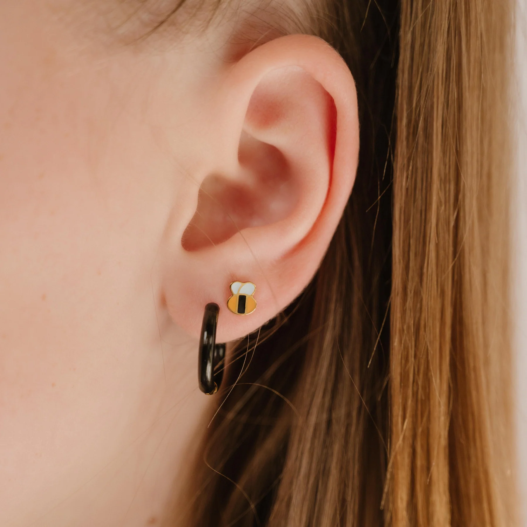 Bumblebee Enamel Flat Back Stud - Image 2
