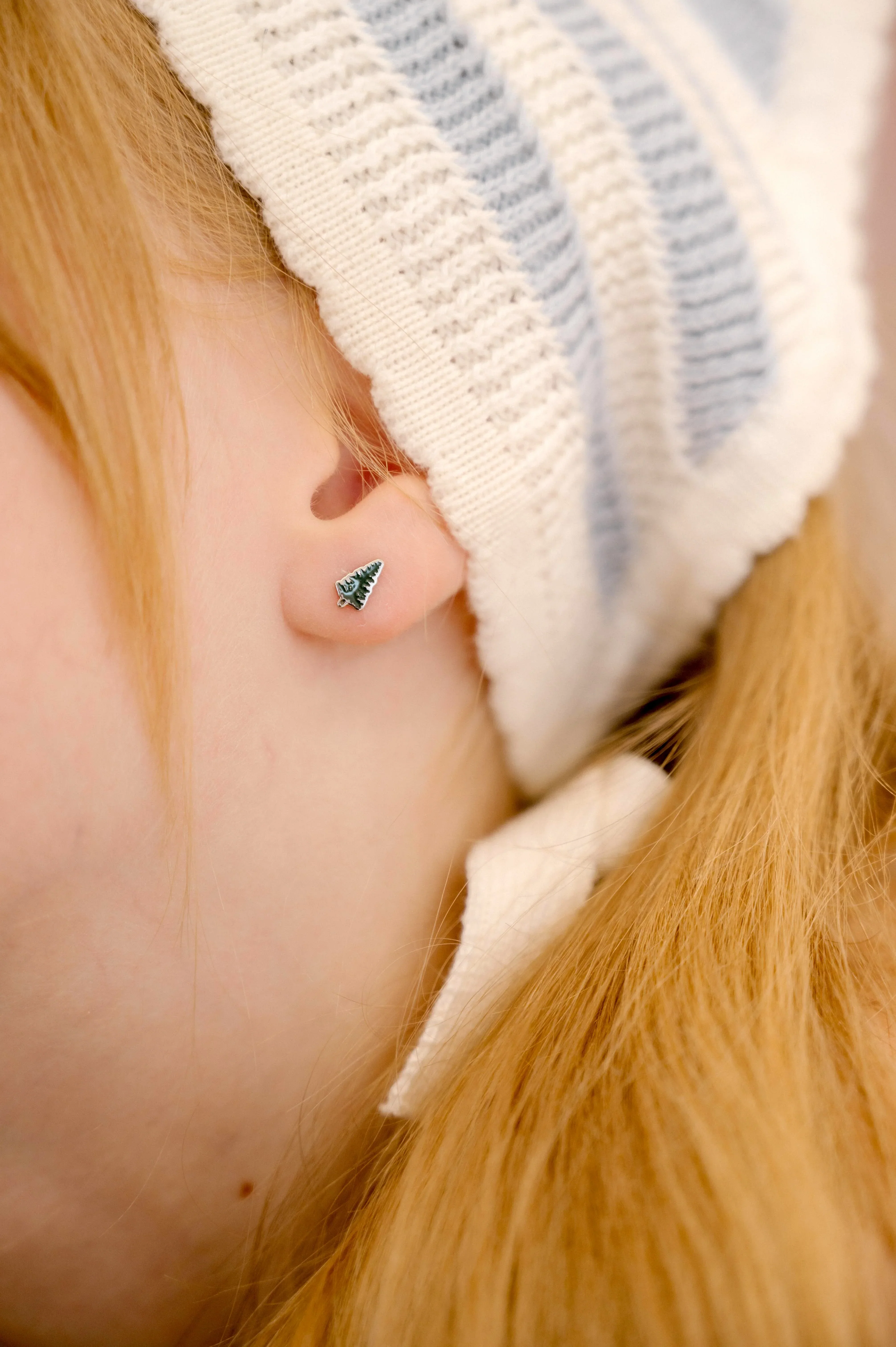 Camp Pine Enamel Flat Back Stud - Image 3