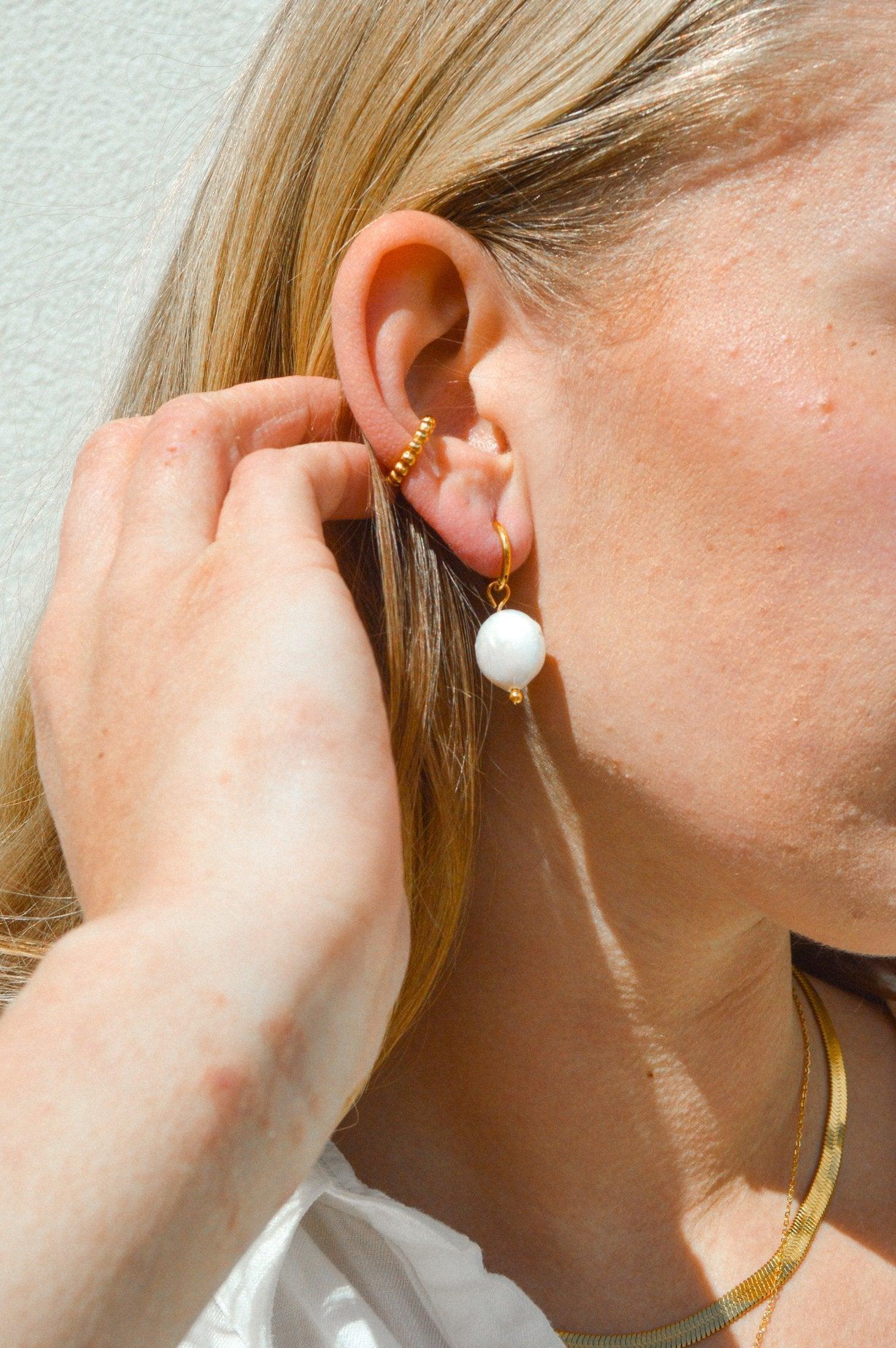 Coin Pearl Hoop Earrings - Image 3