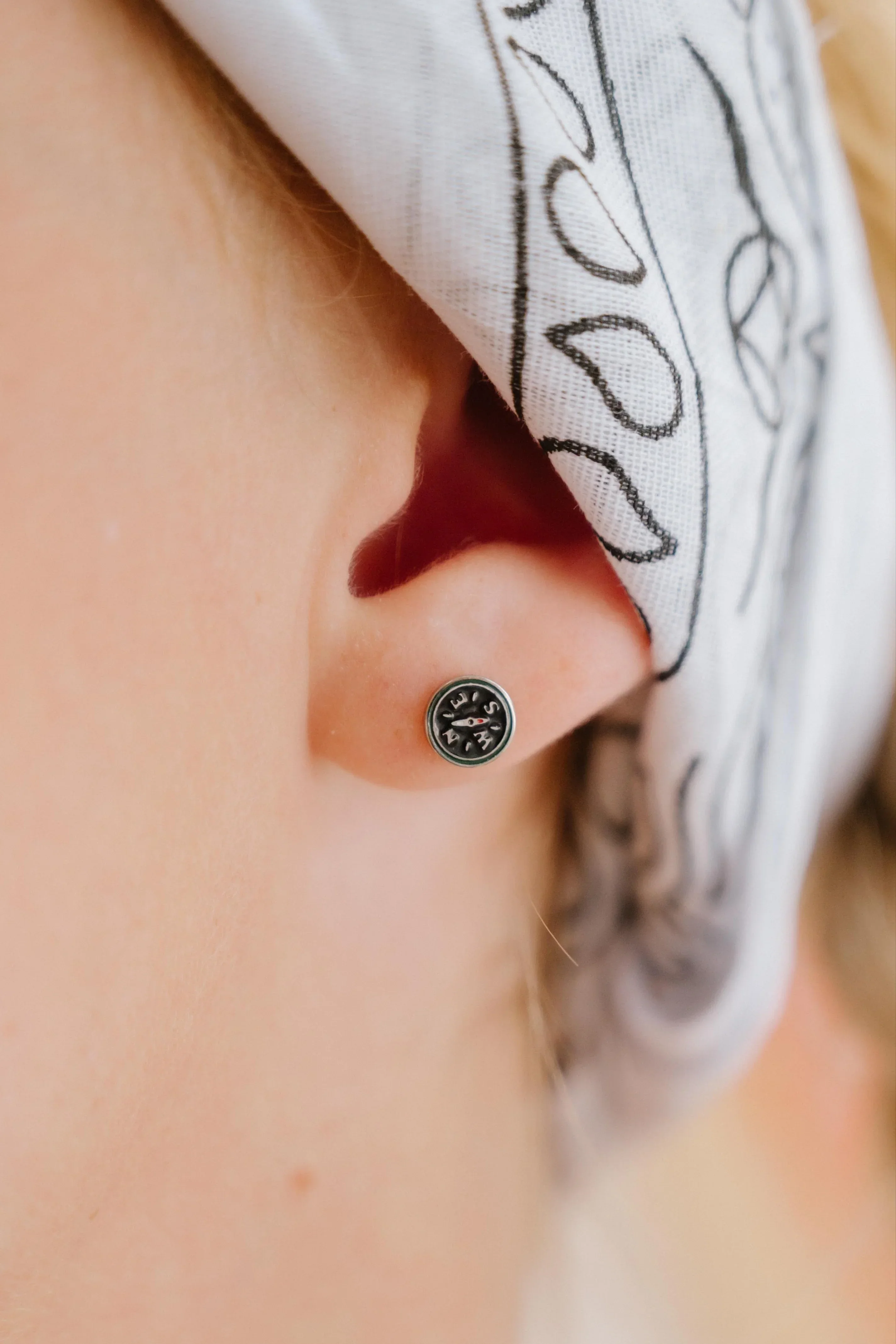 Compass Enamel Flat Back Stud - Image 2