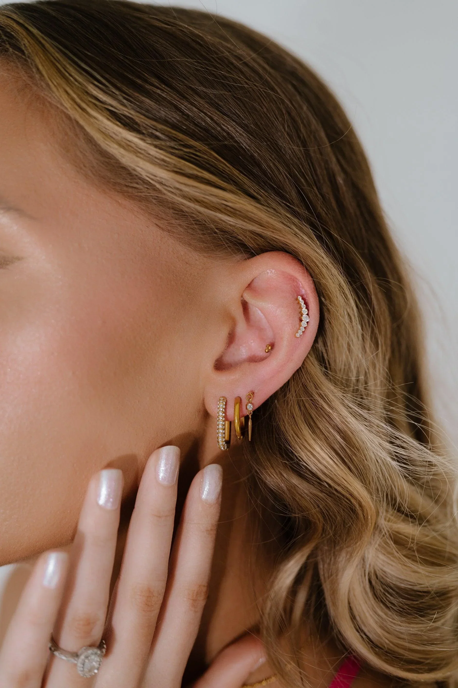 Crystal Ear Climber Flat Back Stud - Image 3