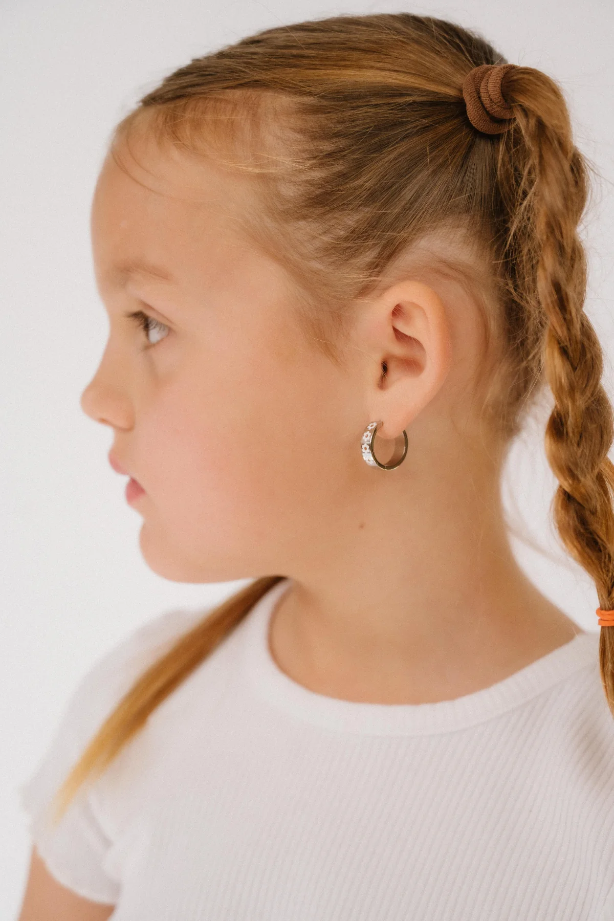 Daisy Enamel Titanium Hoops - Image 3