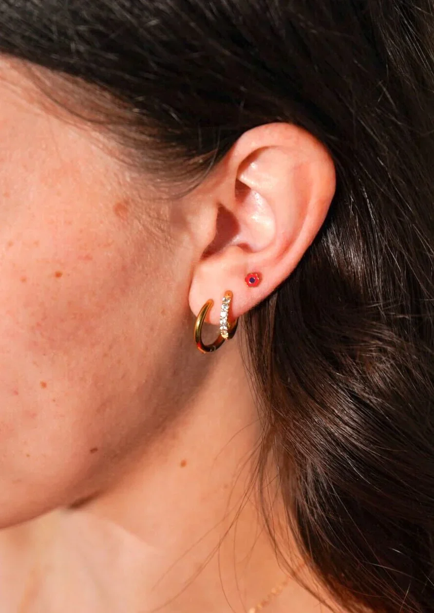 Dark Pink Enamel Daisy Flat Back Stud - Image 3