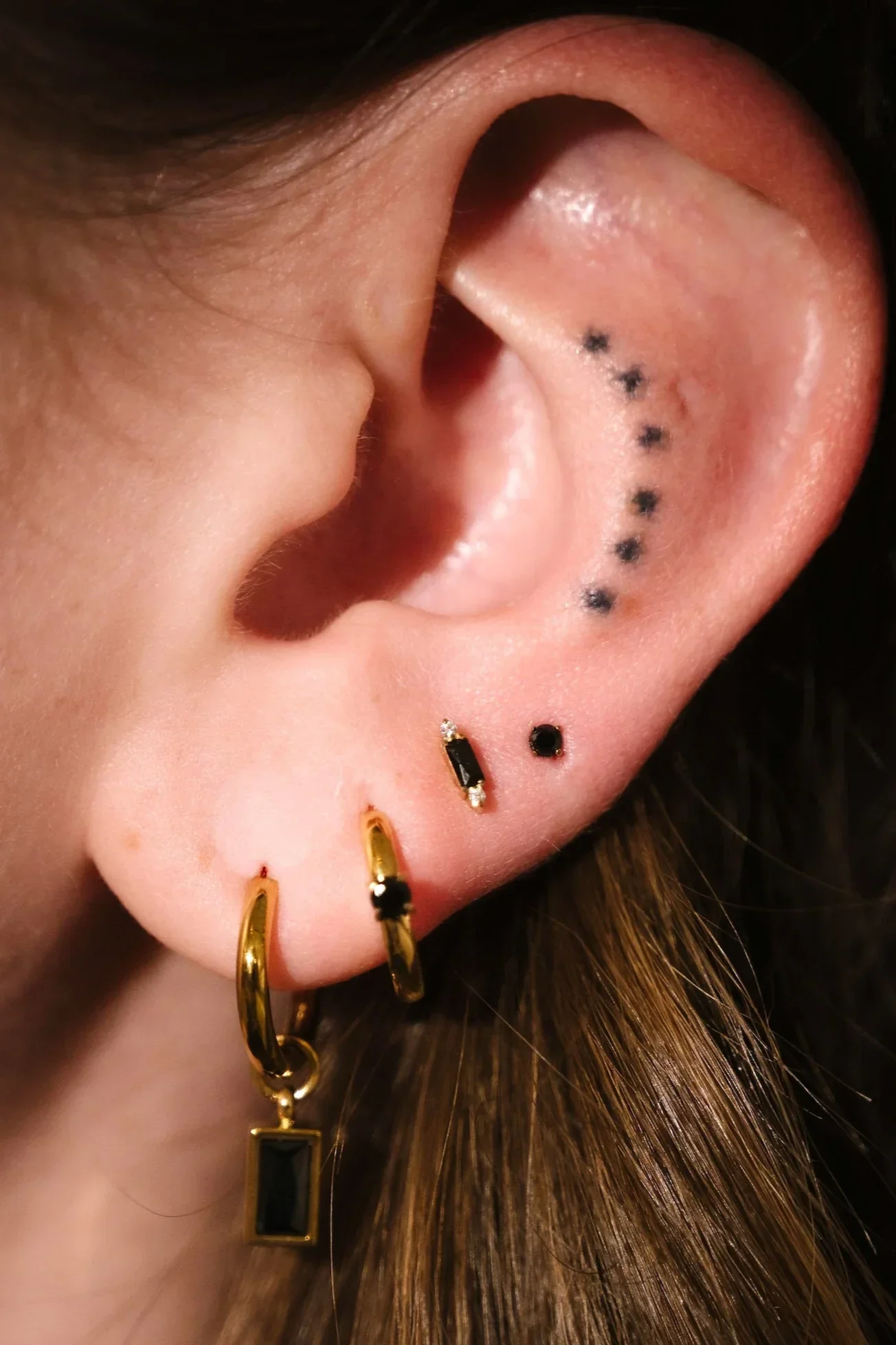 Distant Lover Flat Back Stud - Onyx - Image 2