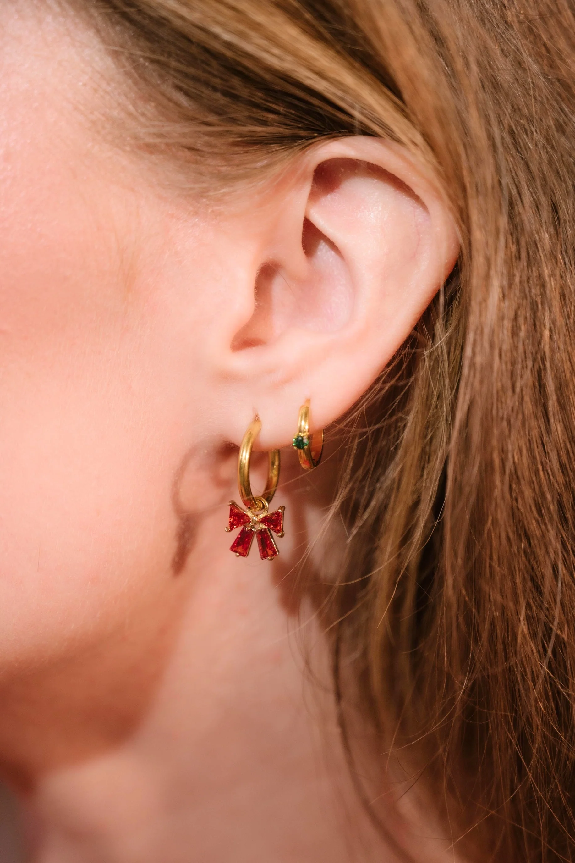 Clara Bow Hoop Charm - Garnet - Image 3