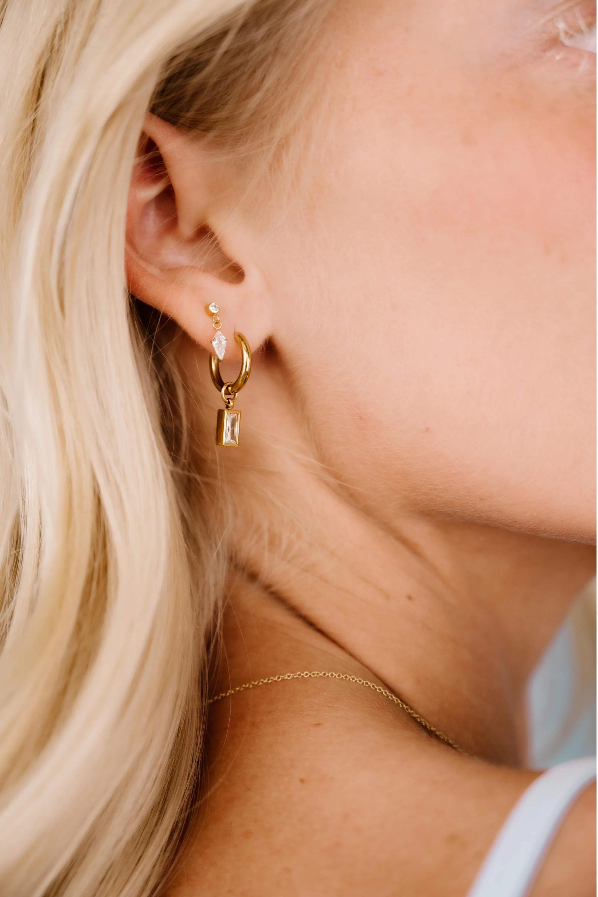 Glacé Flat Back Stud - Image 3
