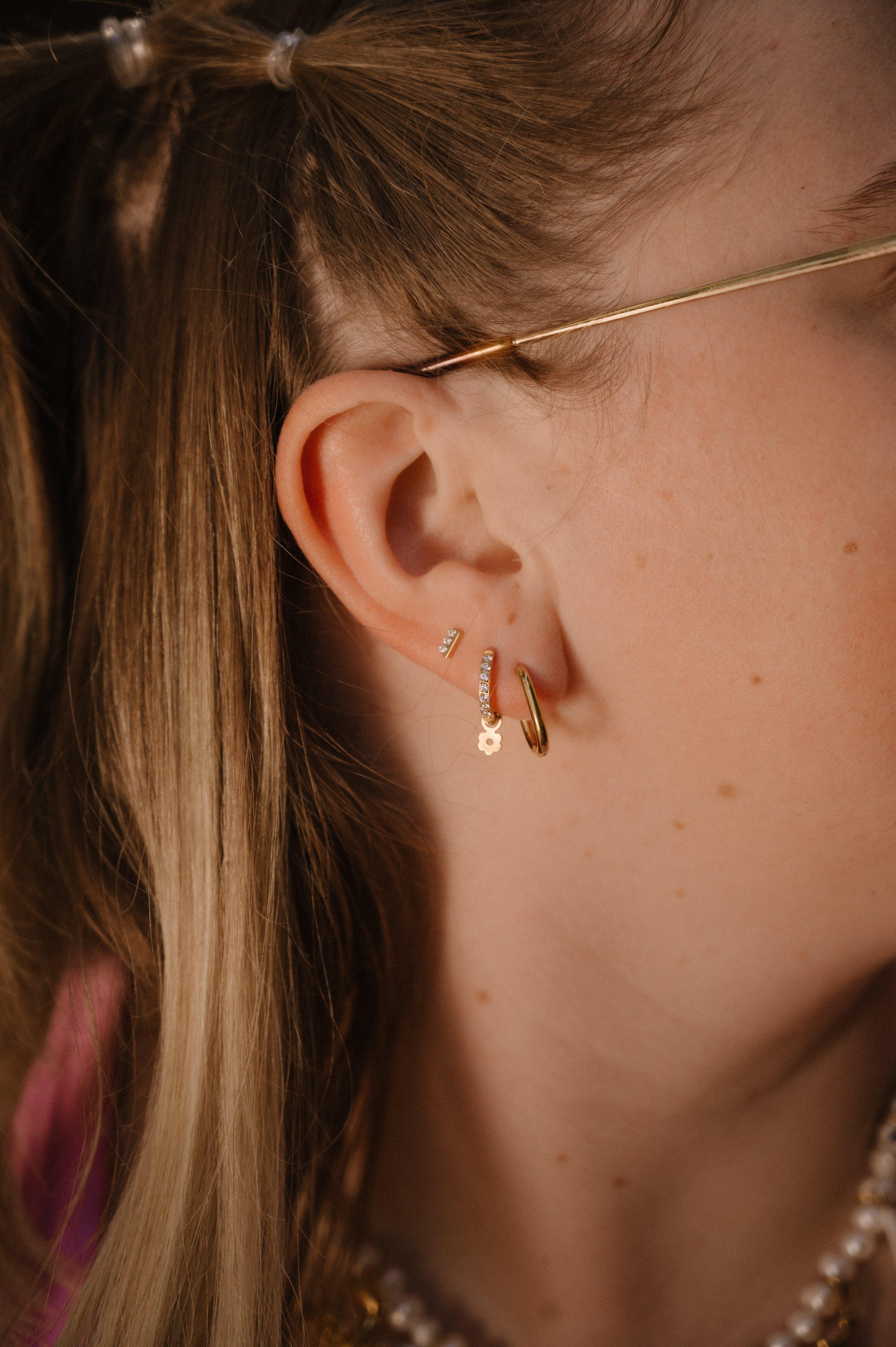 GNO Flat Back Stud - Image 4