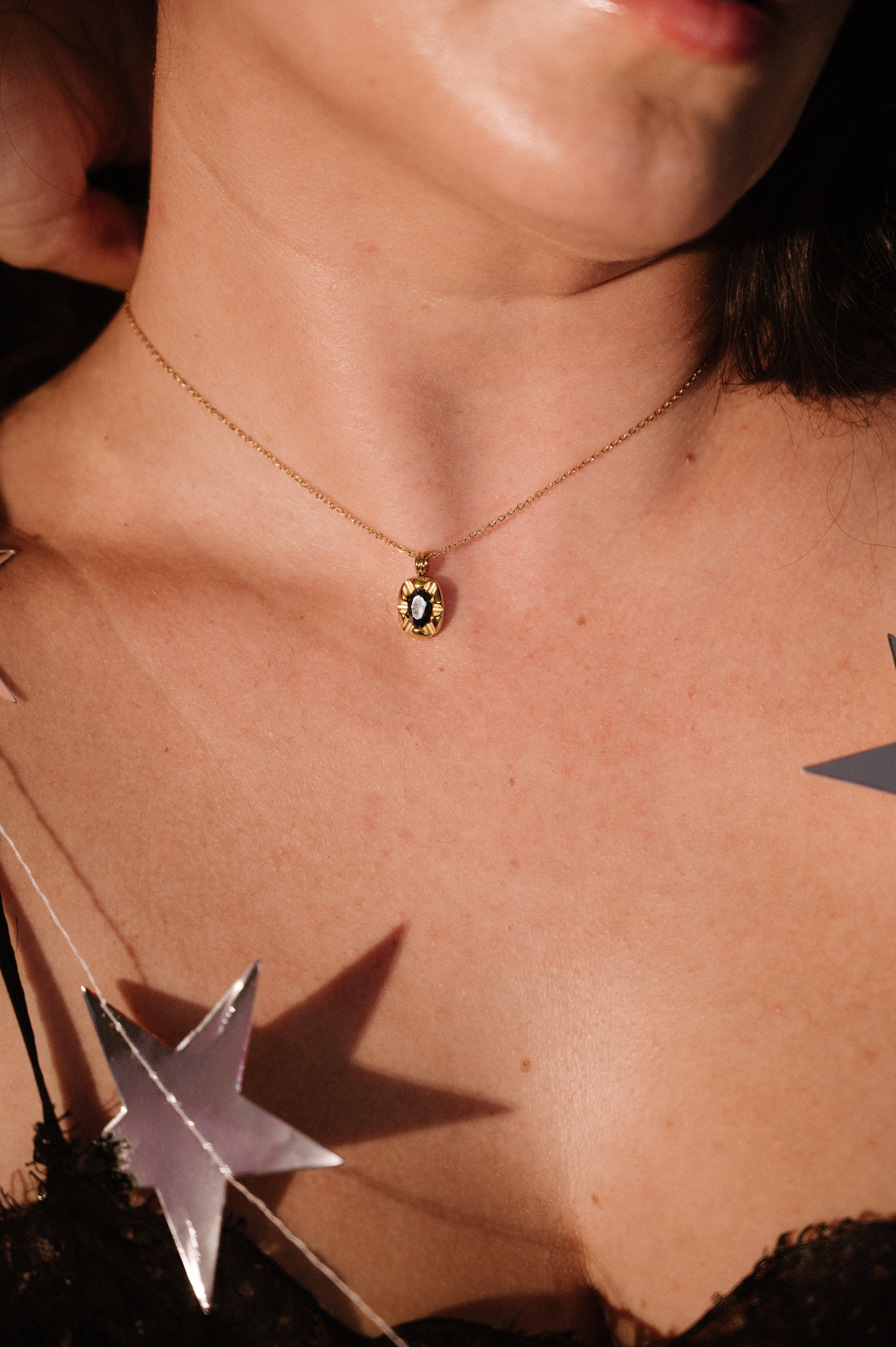 Heirloom Choker Necklace - Image 3