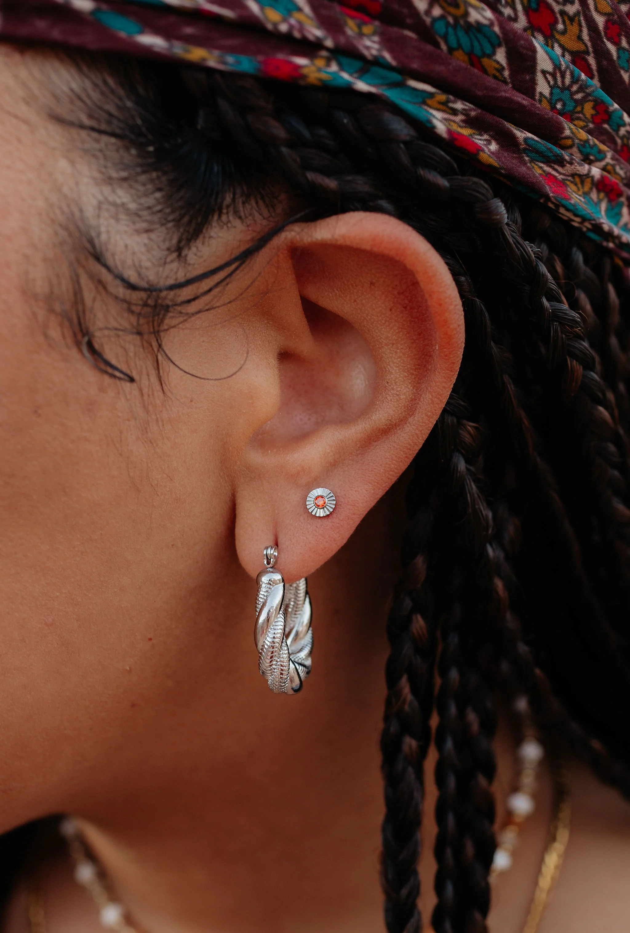 High Noon Flat Black Stud - Image 3