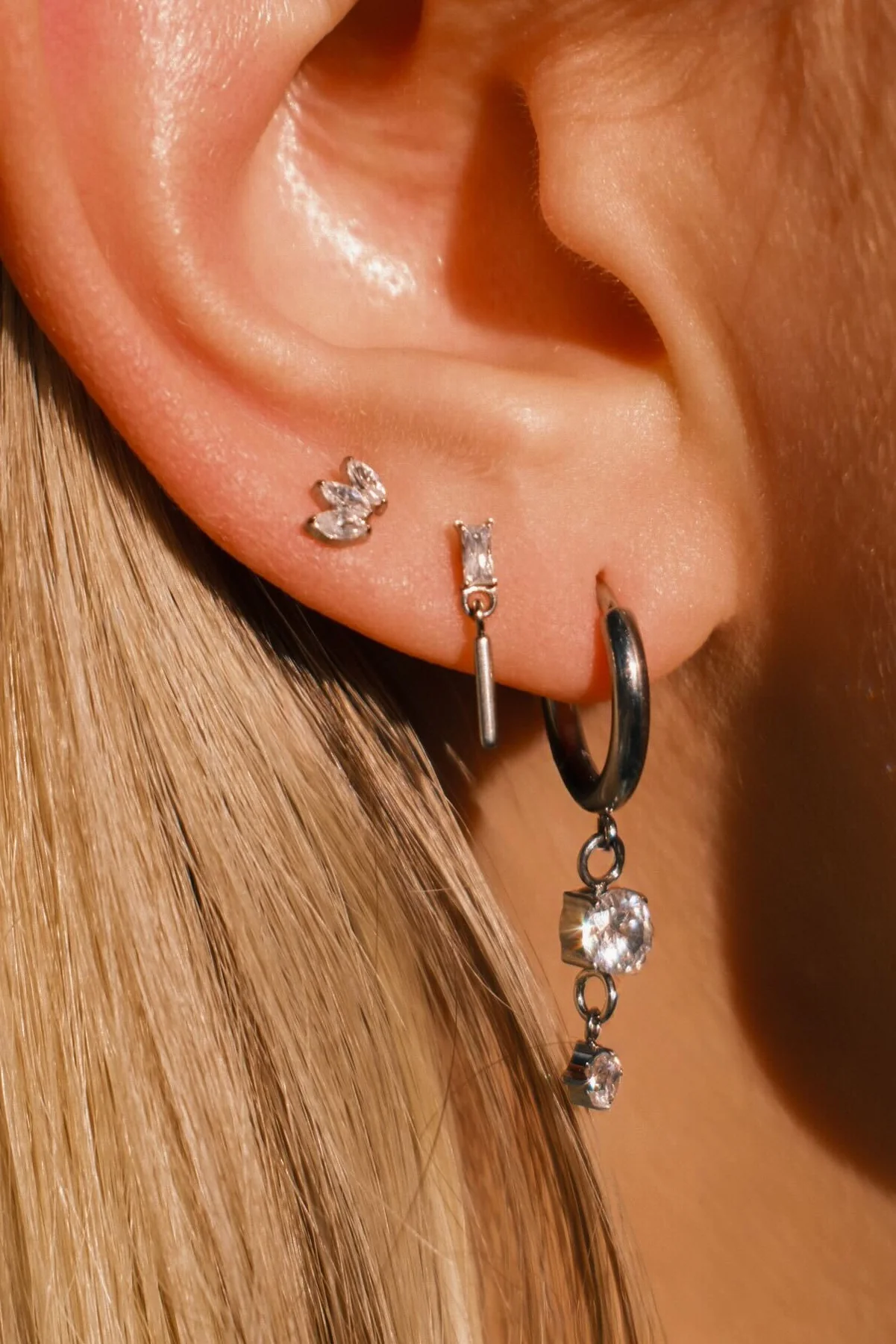 Jingle Bell Flat Back Stud - Image 2