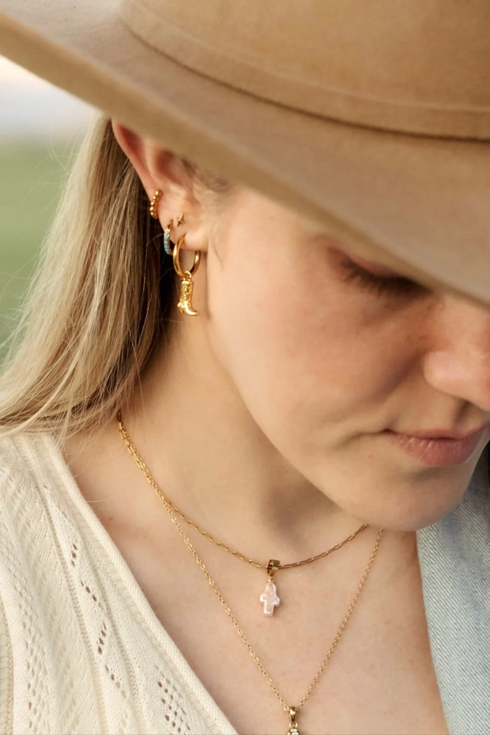 Kate Pearl Cross Pendant Necklace - Image 3