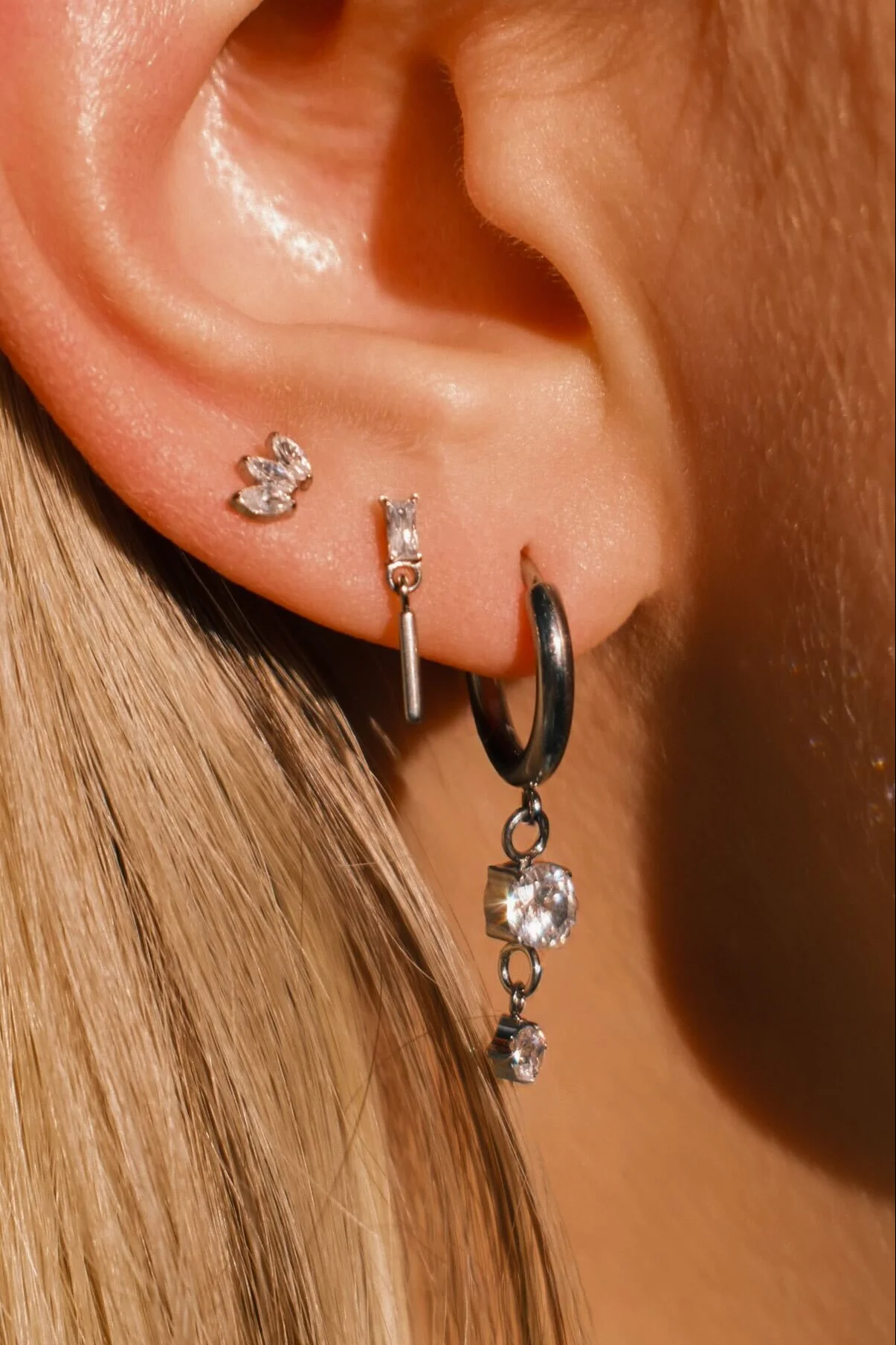 Lucent Hoops - Image 2