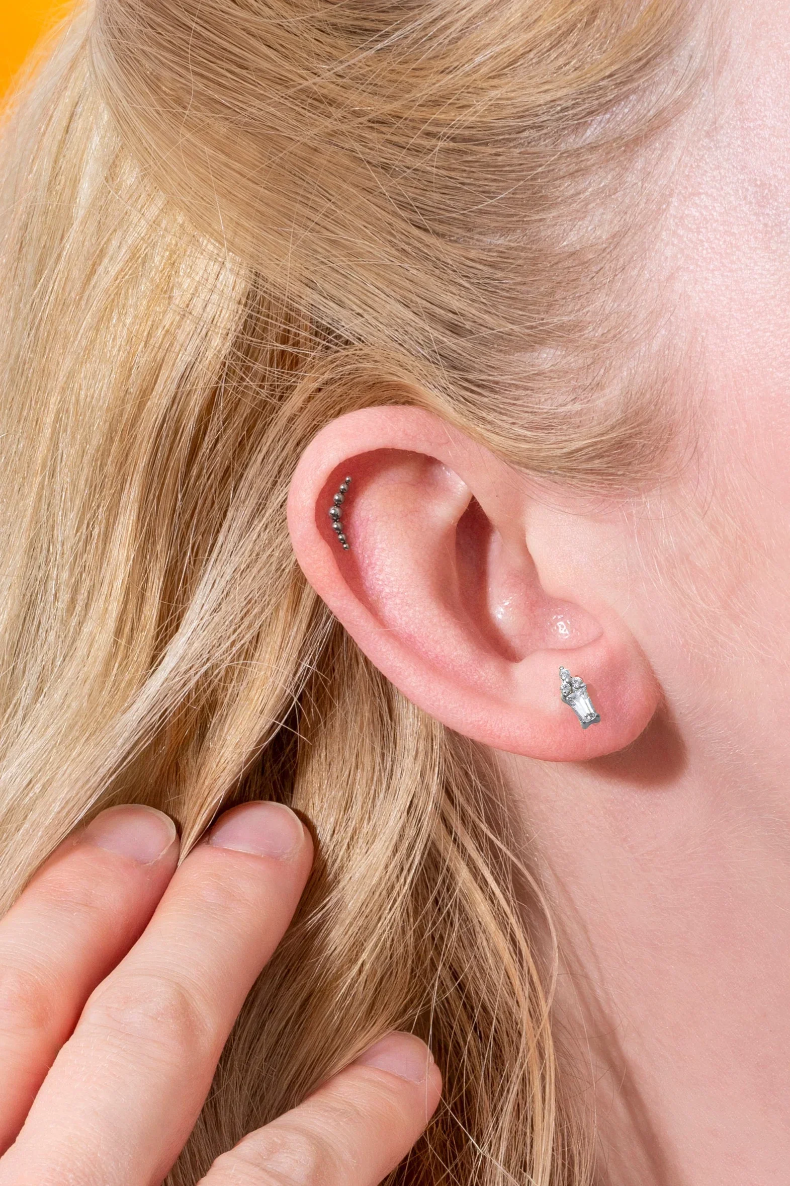 Pebble Ice Flat Back Stud - Image 2