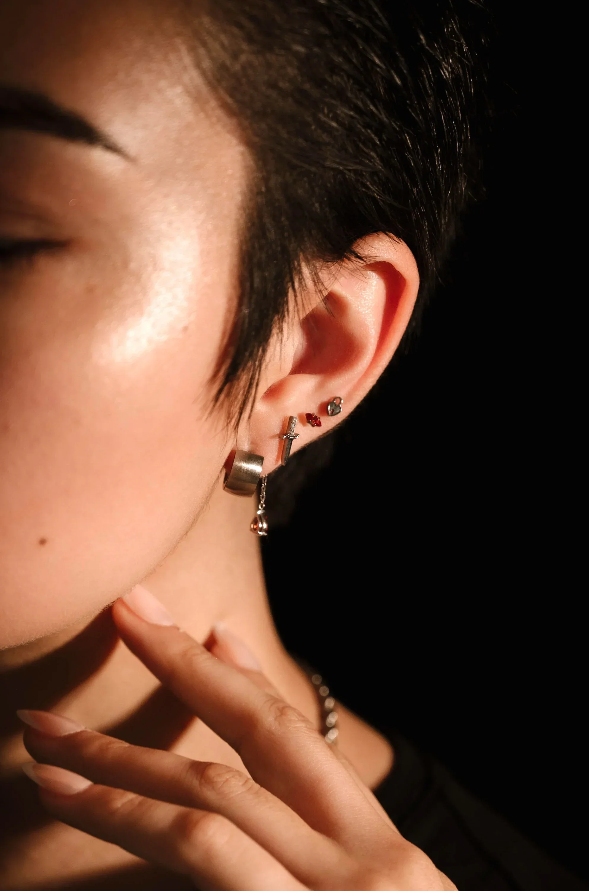 Prong-Set Marquise Flat Back Stud - Garnet - Image 3
