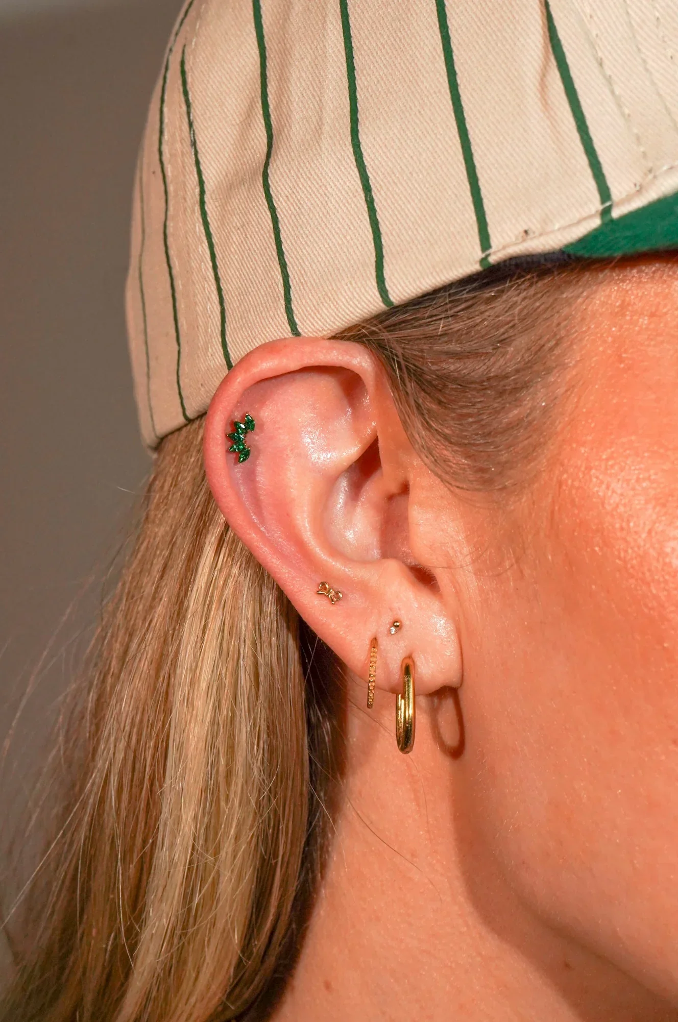 Deco Marquise Fan Flat Back Stud - Green - Image 2