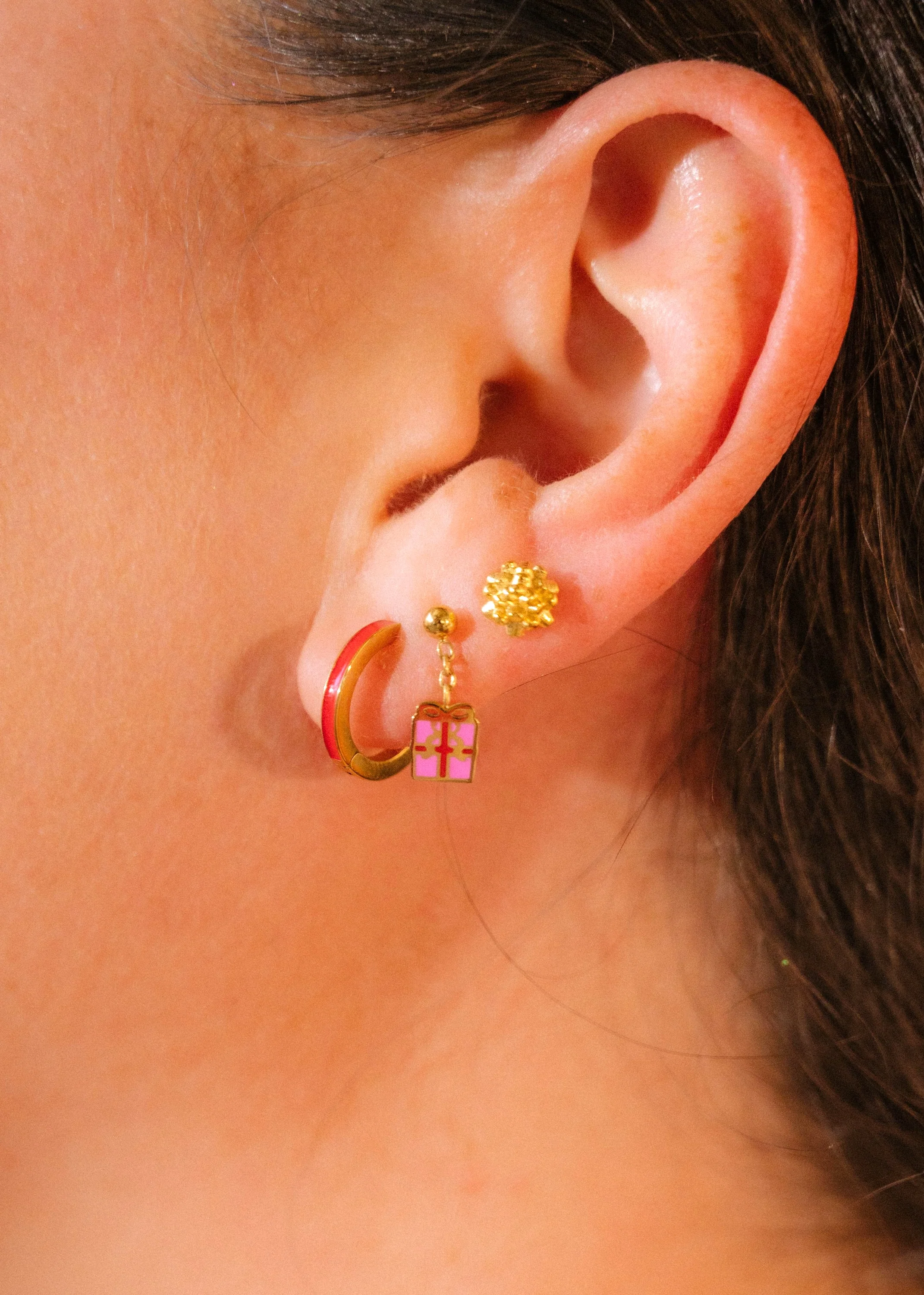 Red Stripe Enamel Titanium Hoops - Image 5