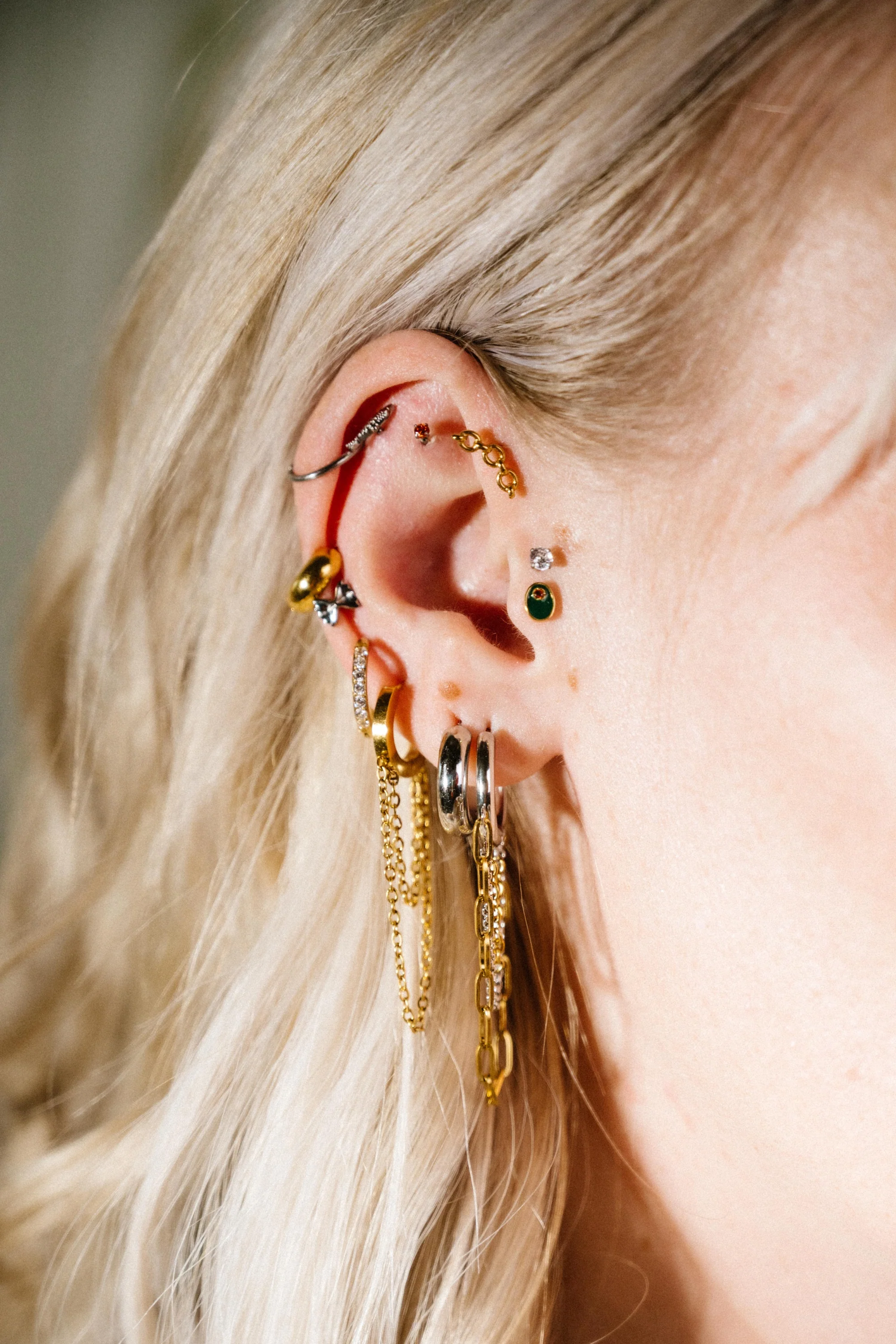 Sardine Flat Back Stud - Image 4