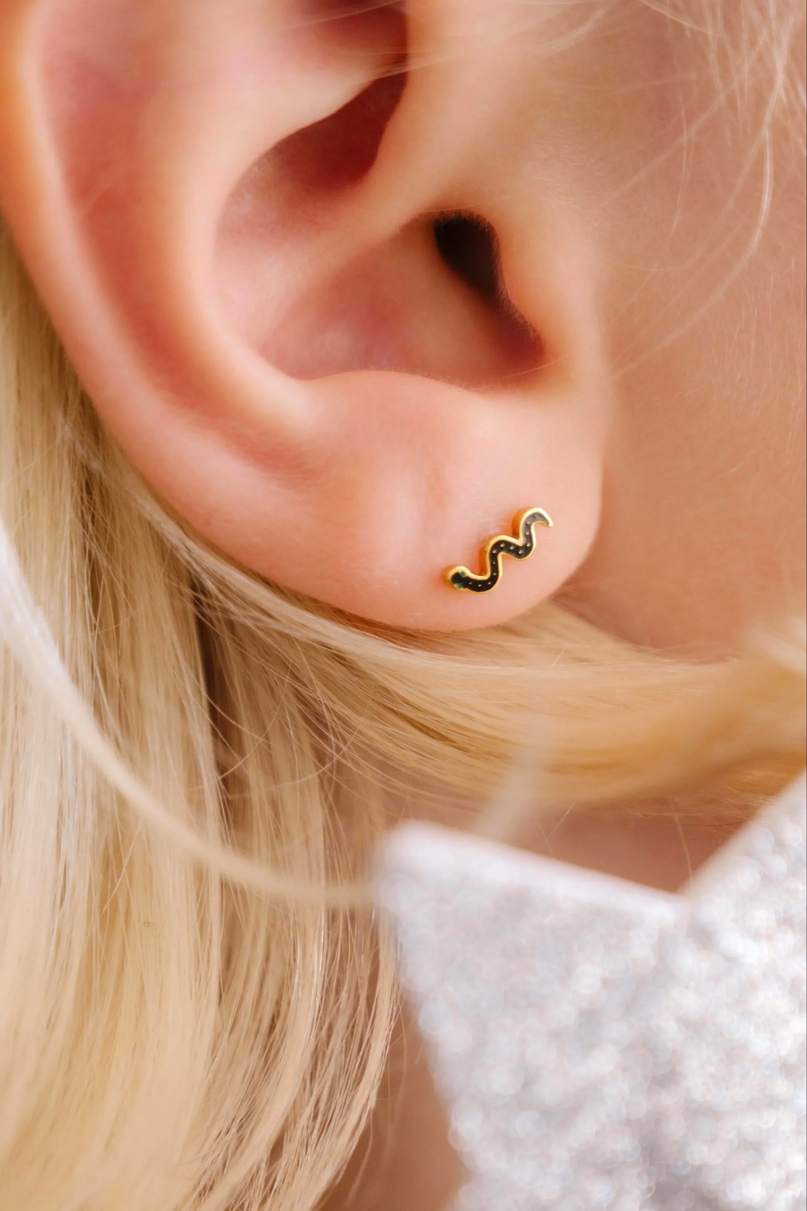 Slithering Snake Enamel Flat Back Stud - Image 2