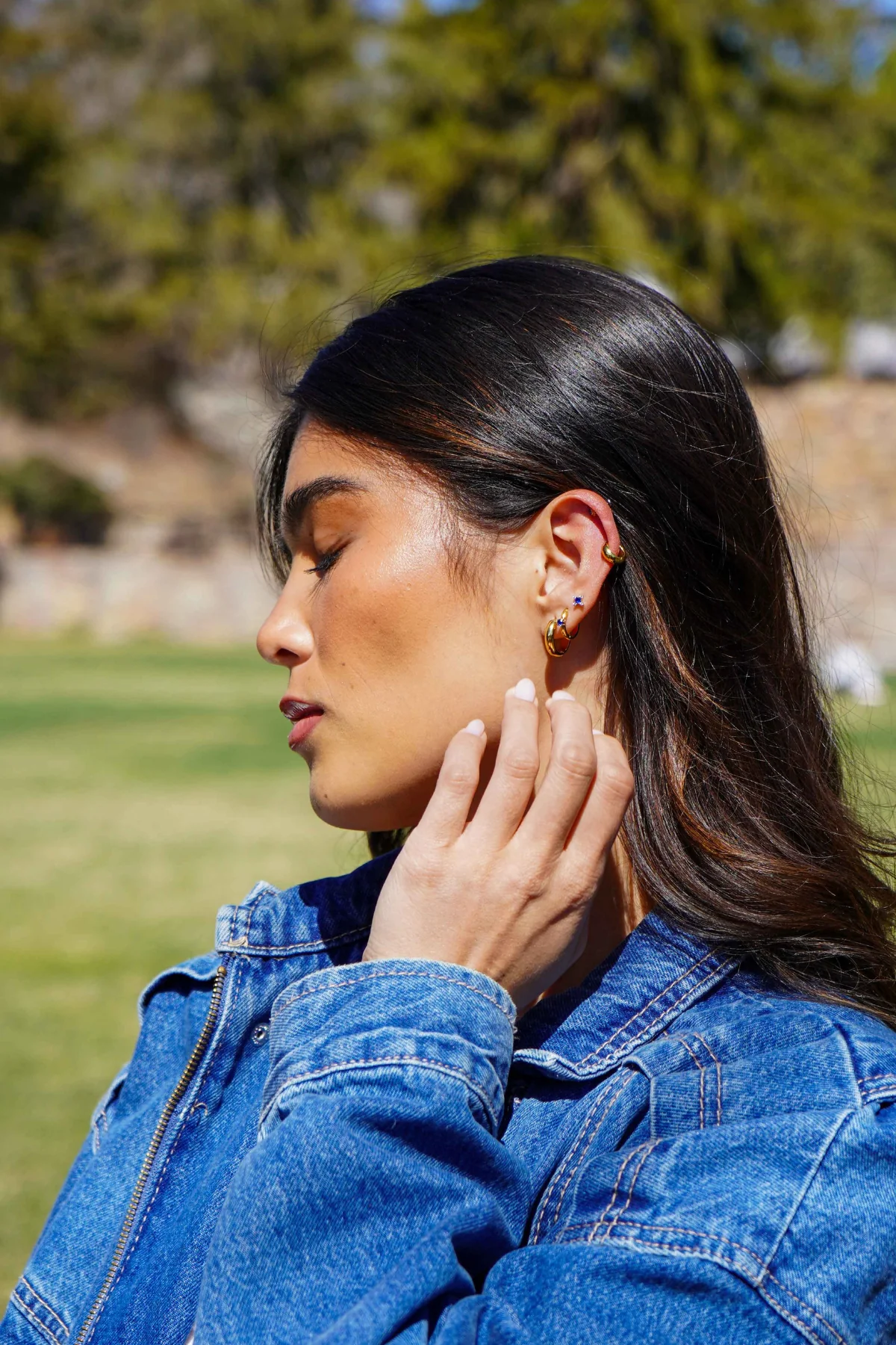 Titanium Solitaire Hoops - Sapphire - Image 4