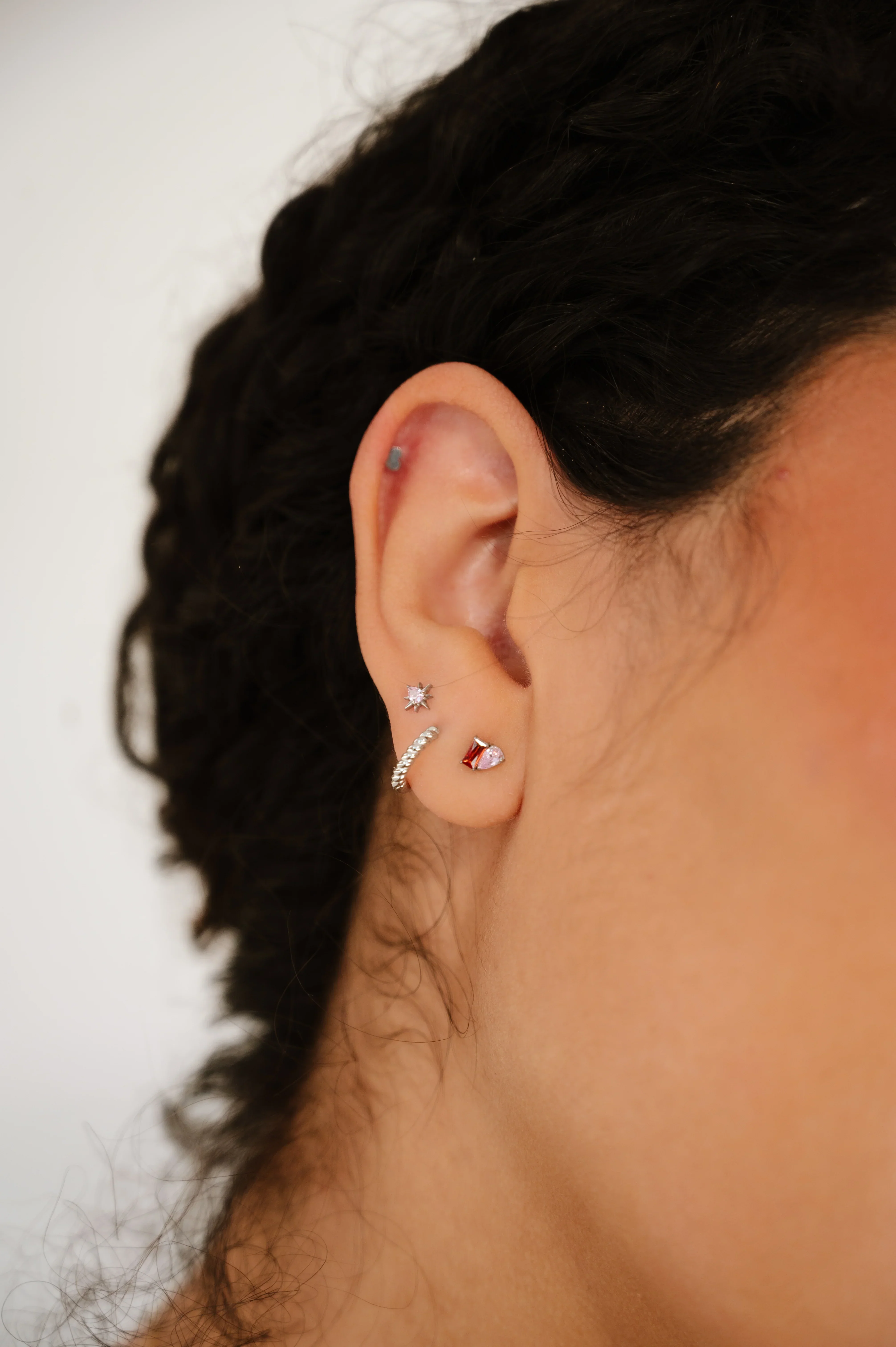 Toi et Moi Flat Back Stud - Image 4
