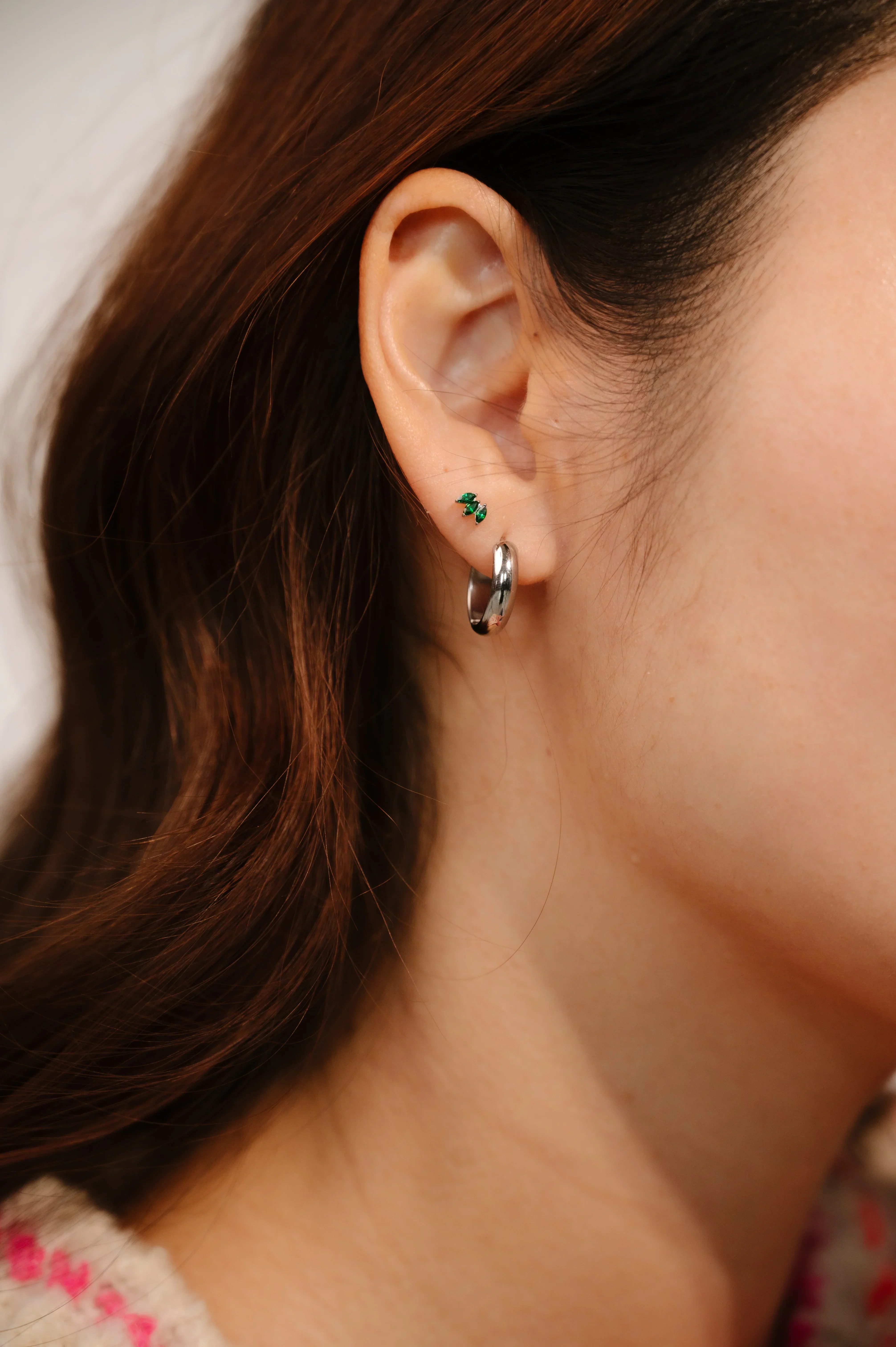 Marquise Trio Flat Back Stud - Emerald - Image 2