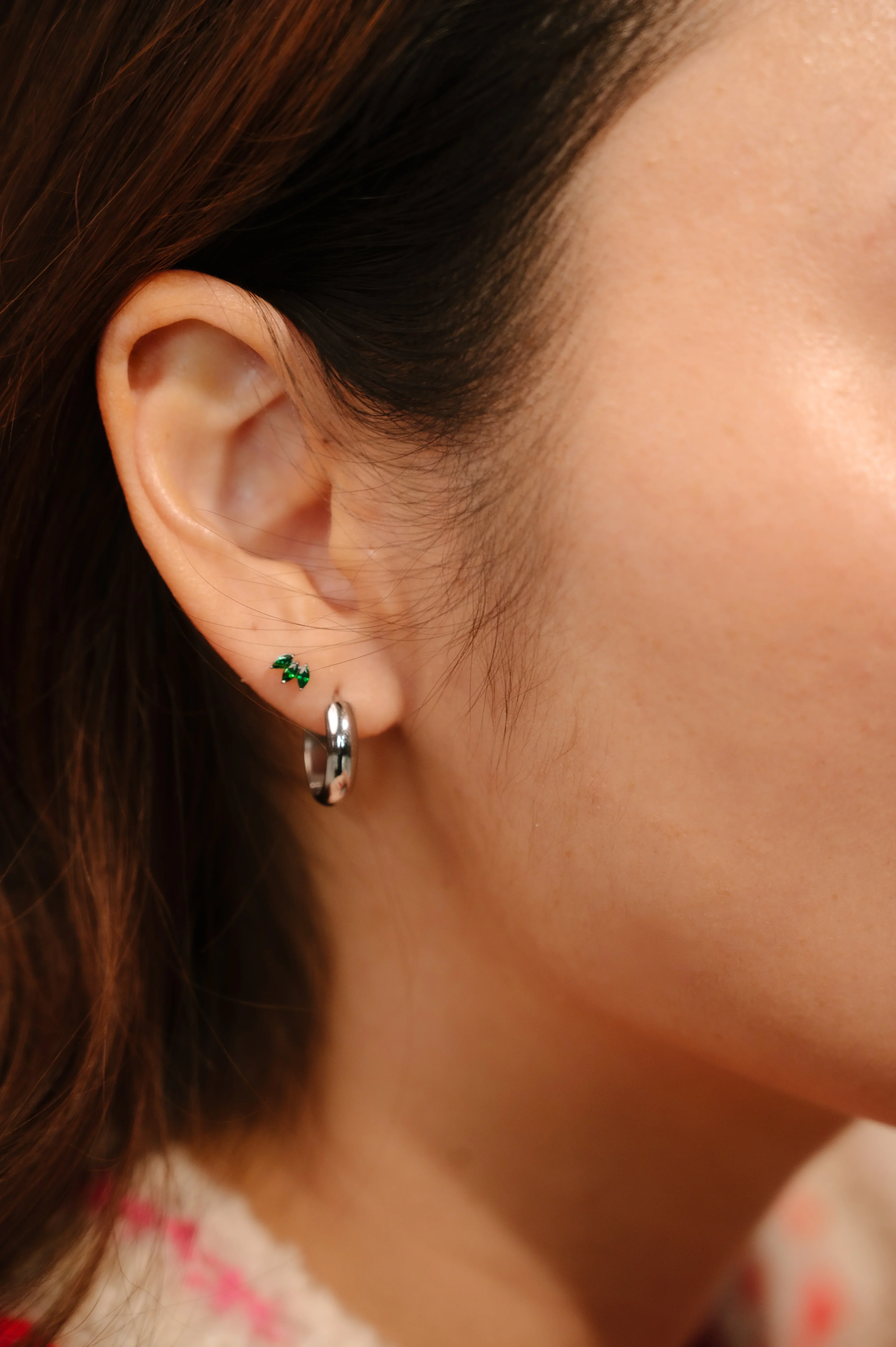 Marquise Trio Flat Back Stud - Emerald - Image 3